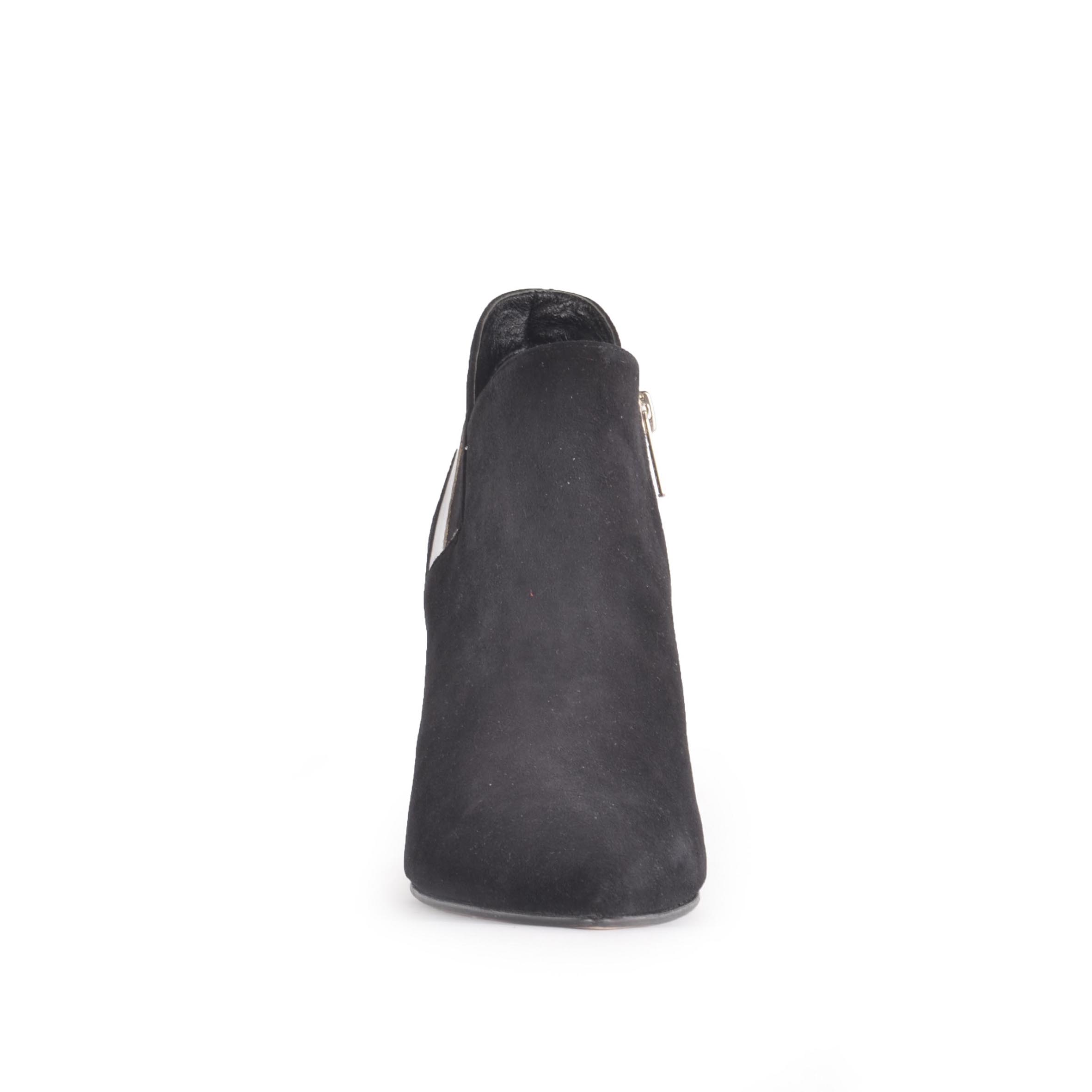 BOTIN CLAIRE