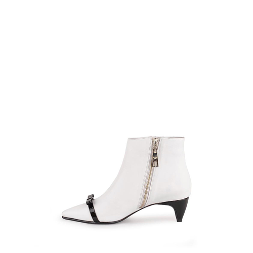 BOTIN SANGUINA