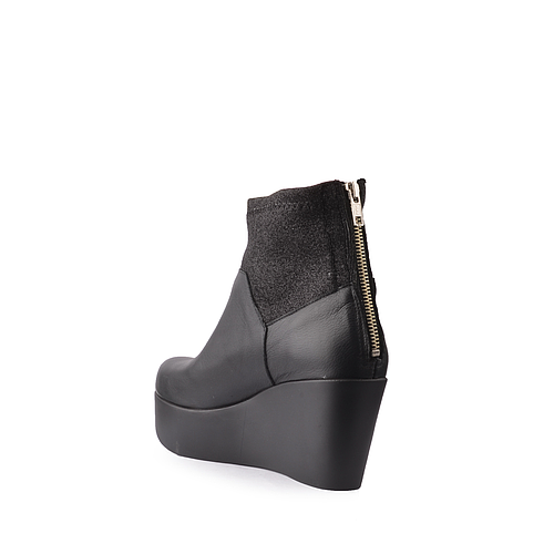 BOTIN NAMUR