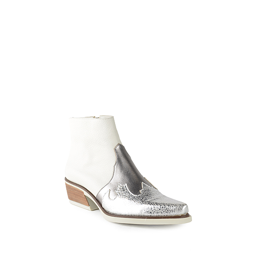 BOTIN LARADO