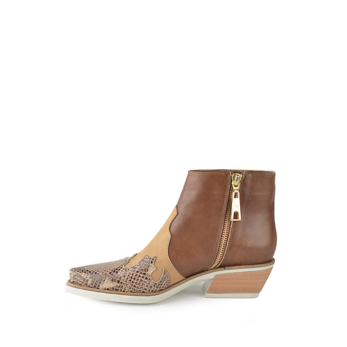 BOTIN LARADO