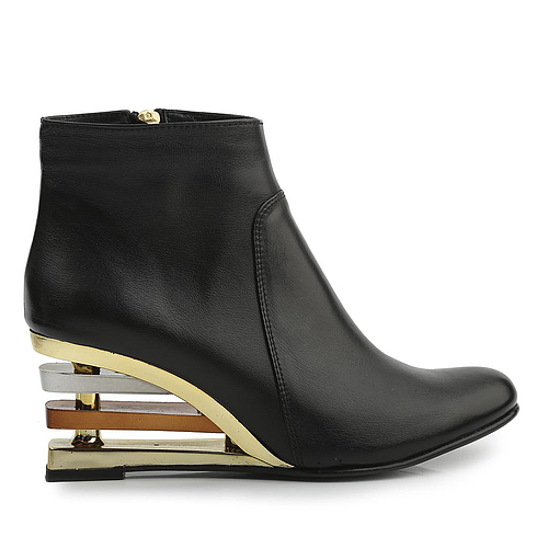 BOTIN ANTONIA